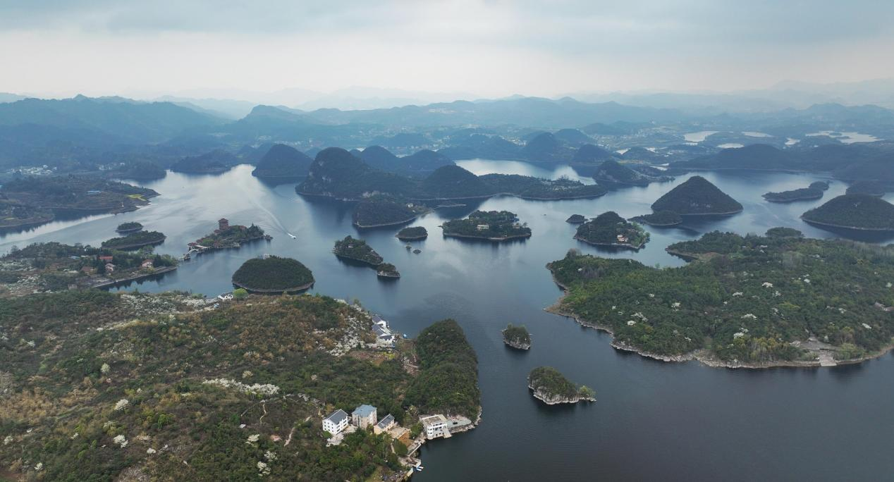 Pg电子平台：观山湖区入选第二批国家数字乡村试点多彩新媒以“小兰山”打造数字引擎新动力(图1)